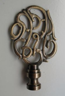 Lamp Finial: Antiqued Brass Williamsburg. 3 inches tall overall